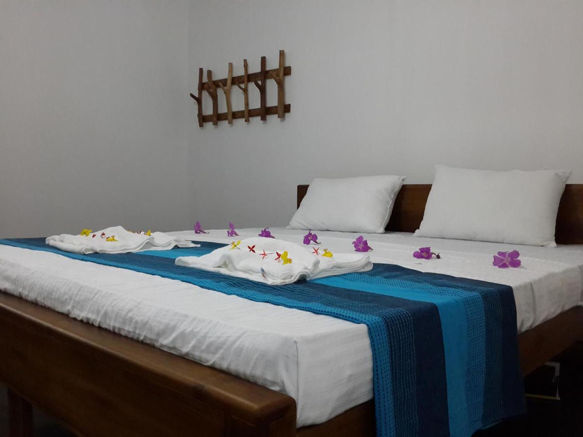 Family Resort Udawalawe Buitenkant foto