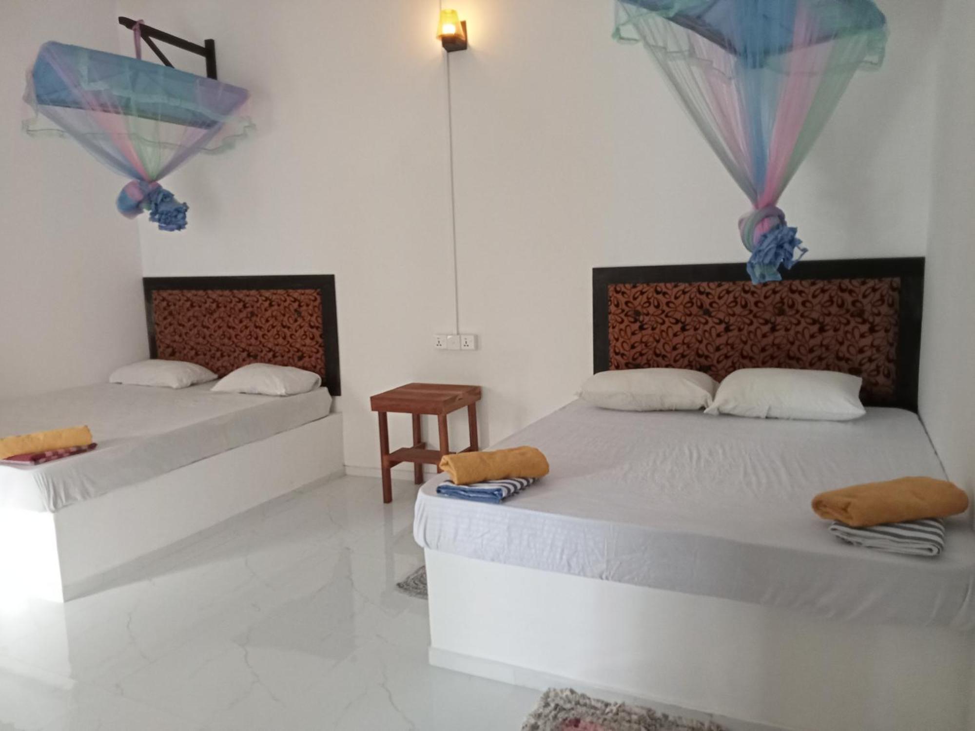 Family Resort Udawalawe Buitenkant foto